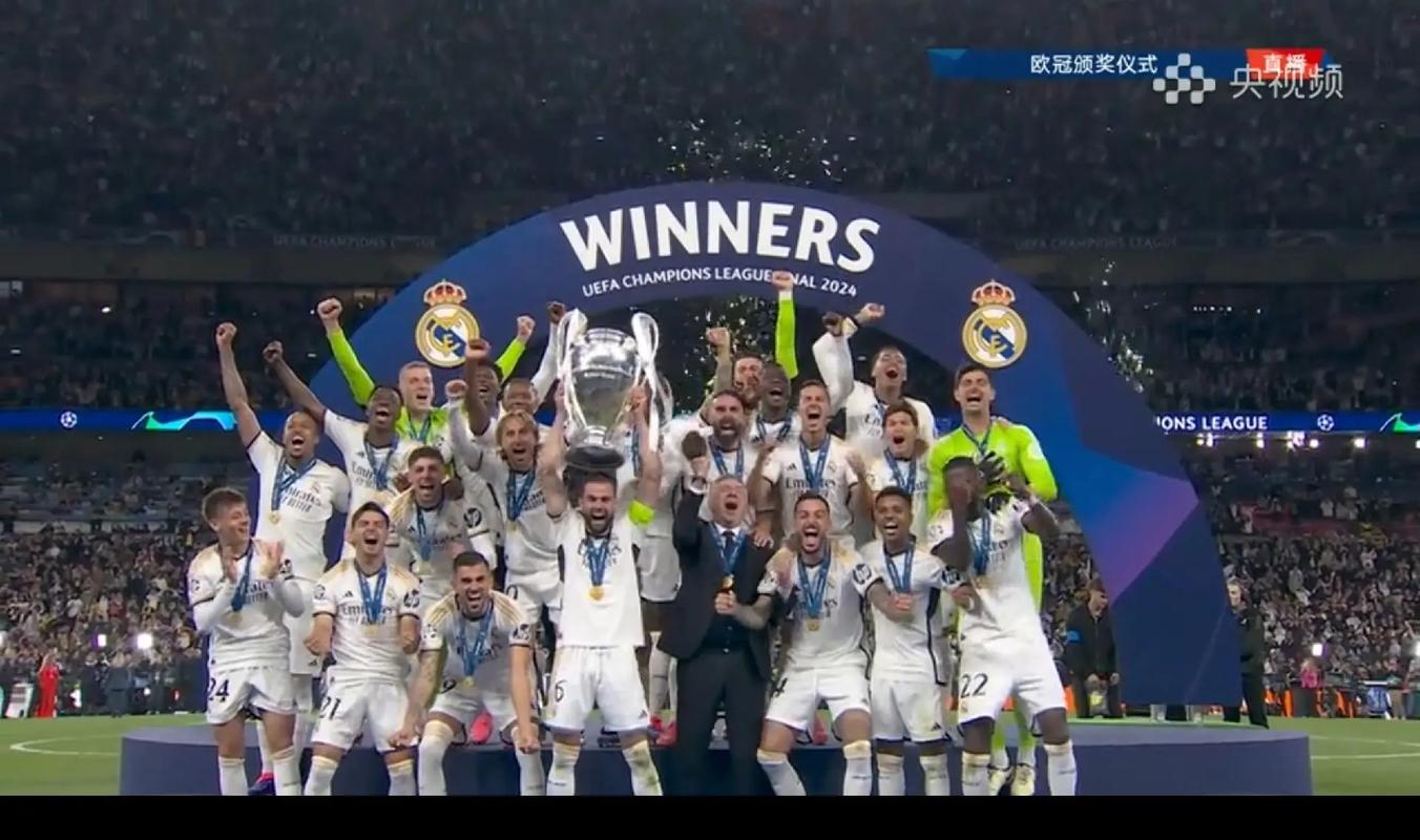 彻底打嗨了！杰曼迎着防守再中三分打停辽宁 疯狂抖肩庆祝（状态爆棚！杰曼顶着防守再飙三分打停辽宁，狂摇肩庆祝）